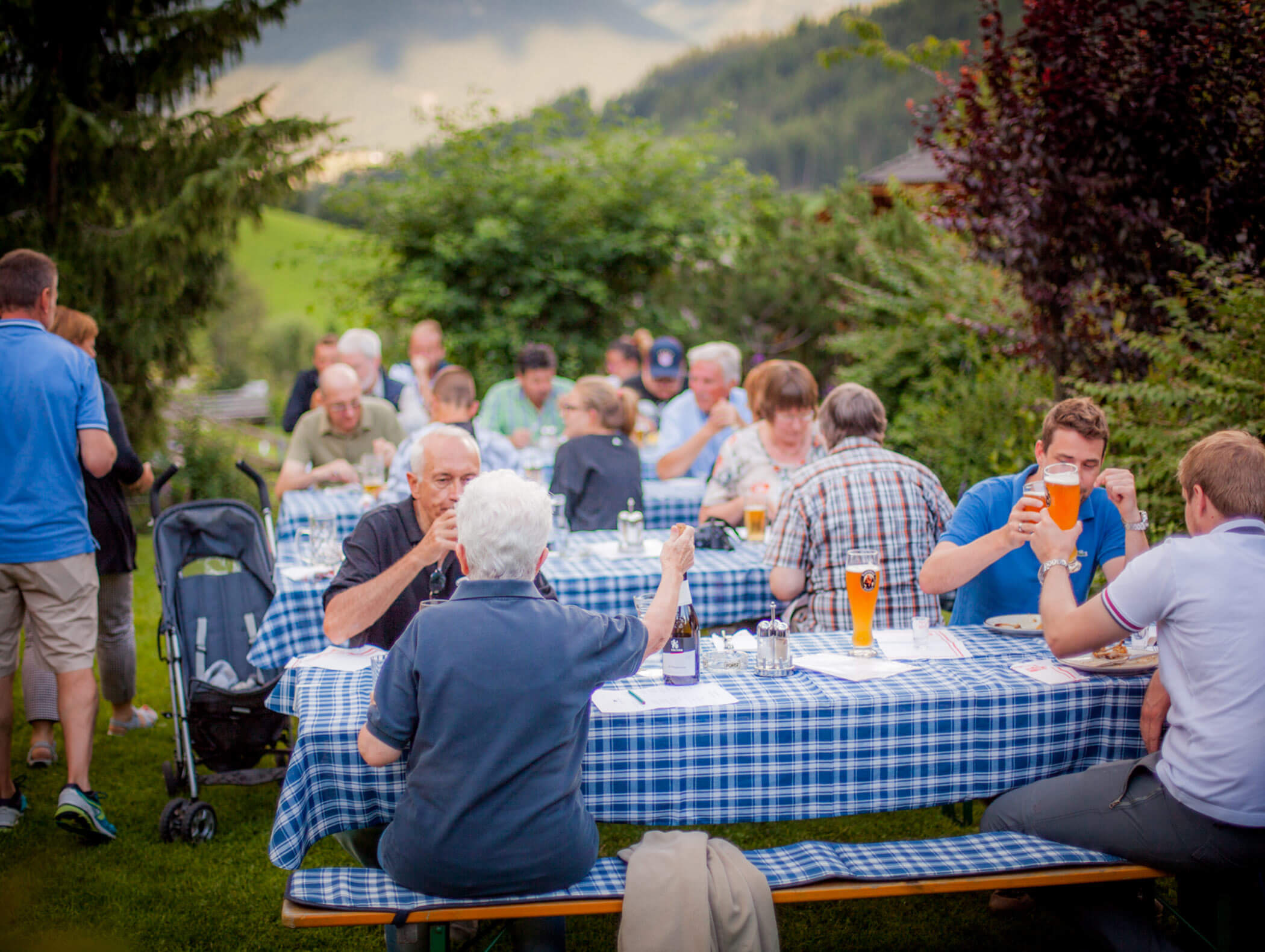 Barbecue evening in the beer tent - Berghotel Alpenfrieden